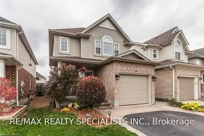 19 Maryann Price Lane, Cambridge, ON N3C 4K6