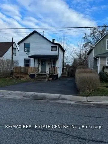 5223- 5225 Stamford Street, Niagara Falls, ON L2E 1N1