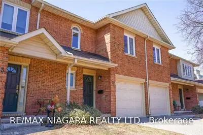 5150 Dorchester Road 12, Niagara Falls, ON L2E 7H2
