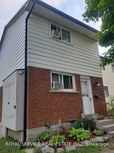 47 Wellington Street D10, Port Hope, ON L1A 2M4