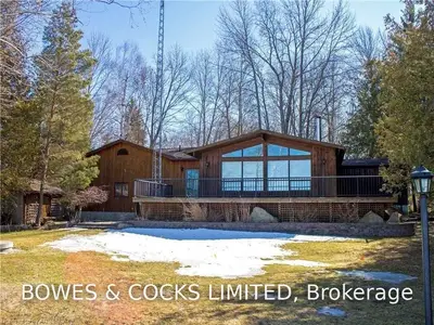 1351 Gail Park Drive, Selwyn, On K0l 1t0