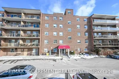 793 Colborne Street 511, Brantford, ON N3S 7J3