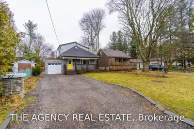 82 Marlborough Avenue, London South, ON N5Z 3S3