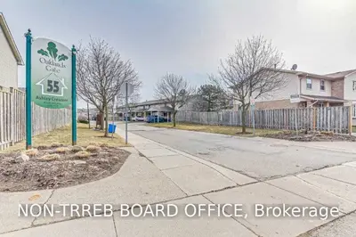 55 Ashley Crescent 19, London South, ON N6E 3R8