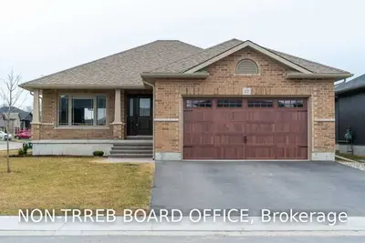 37 AMBROSIA Terrace, Quinte West, ON K8V 0G7