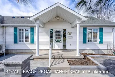 1055 Birchwood Trail Trail 102, Cobourg, ON K9A 5Y2