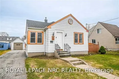 464 MAIN Street W, Port Colborne, ON L3K 3W1