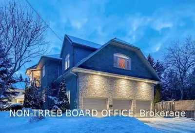 8 STEPHANIE Avenue, Country Place - Pineglen - Crestview and Area, ON K2E 7A9