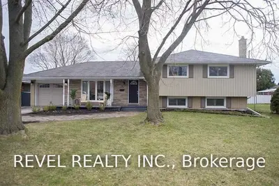 6 Elderwood Avenue, Brantford, ON N3T 2E2