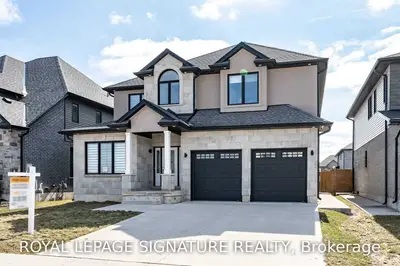 2017 BAKERVILLA Street, London South, ON N6P 0E9