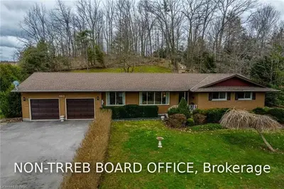 3162 KING Street, Lincoln, ON L0R 2C0