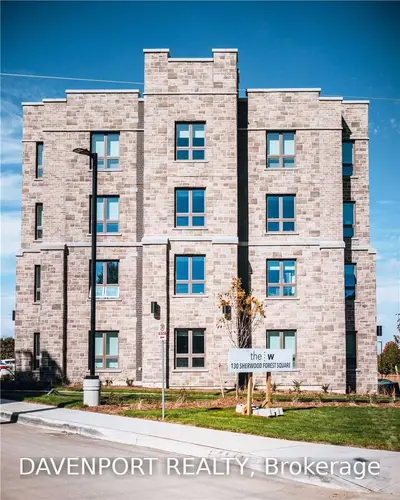130 SHERWOOD FOREST Square 404, London North, ON N6G 3Y3
