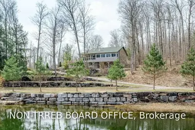 79 Oakridge Road, Trent Lakes, On K0m 1a0
