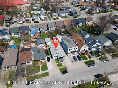 22 Cozy Street N, Welland, ON L3B 4G8