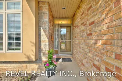 149 WILLOWLANDING Court, Welland, ON L3C 7L8