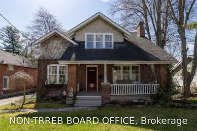 292 DUNDAS Street W, Greater Napanee, ON K7R 2B4