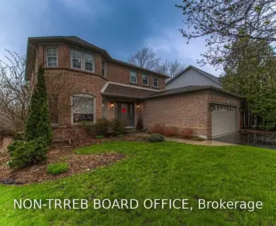 12 Shadeland Court, Cambridge, ON N1T 1V2