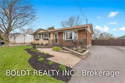 4 Andres Street, Niagara-on-the-Lake, ON L0S 1J0