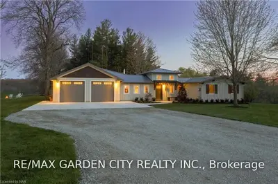 3704 #69 Regional Rd, West Lincoln, ON L0R 1Y0