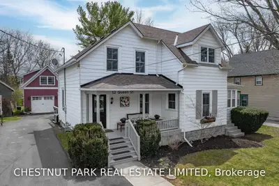 12 QUEEN Street, Prince Edward County, ON K0K 2T0
