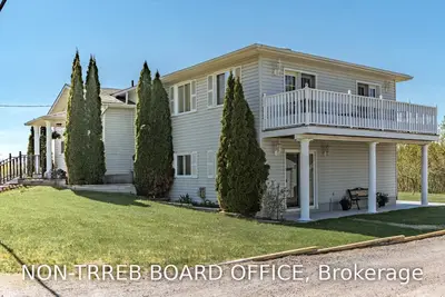 2118 County Road 3, Prince Edward County, ON K0K 1L0