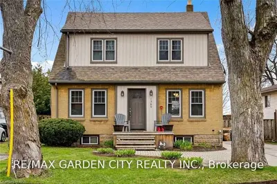 1389 STATION Street, Pelham, ON L0S 1E3