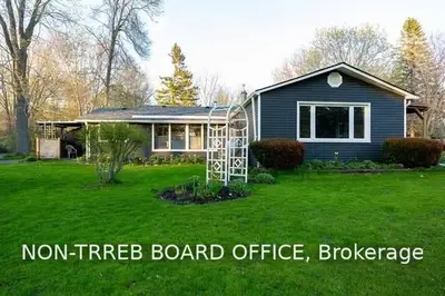 180 Parkview Road, Prince Edward County, On K0k 1l0