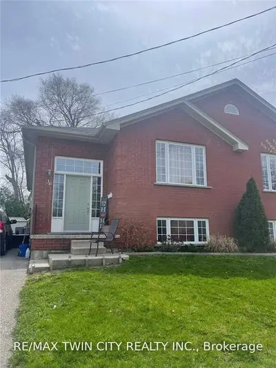 36 Edwin Street, Brantford, ON N3T 4B7