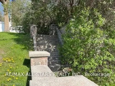 16 Ridge Street, Asphodel-norwood, On K0l 1z0