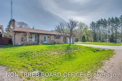 3 Sprucedale Street, Highlands East, ON K01 1M0
