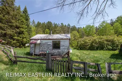 451 Old Apsley Road, North Kawartha, On K0l 1a0