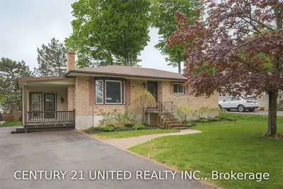 277 Woodland Avenue, Selwyn, On K9l 1p2