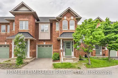250 Ainslie Street 58, Cambridge, ON N1R 8P8