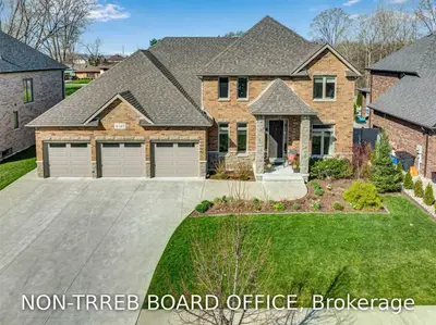 4345 Northway Avenue, LaSalle, ON N9H 0B6