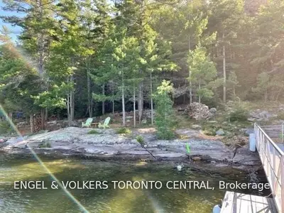 7 Mowat Island, Carling, ON P0G 1G0