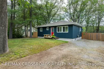 2728 Honey Harbour Road, Georgian Bay, ON L0K 1S0
