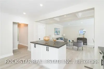 136 Grand Street Upper, Brantford, ON N3R 4B7