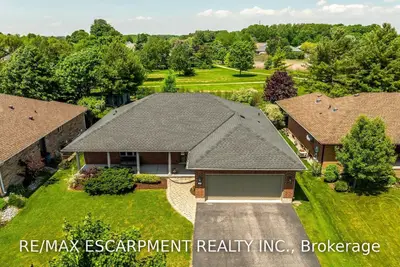 13 Sea Breeze Drive, Norfolk, ON N0A 1N7