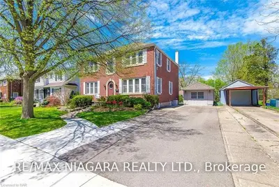 194 CHURCH Street, Welland, ON L3C 4P2