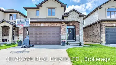 1818 CHERRYWOOD Trail, London North, ON N6H 0E2