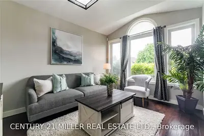 Detached in Hamilton