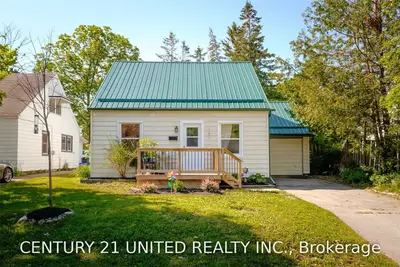 47 Melbourne Street E, Kawartha Lakes, On K9v 1x8