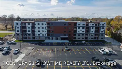4578 Huron Church Line Road 312, LaSalle, ON N9H 0M2