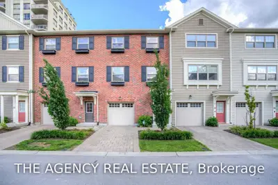 1040 CORONATION Drive 23, London North, ON N6G 0R8