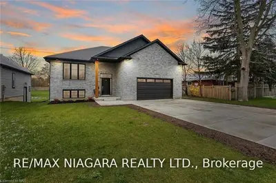 182 QUEEN Street, Fort Erie, ON L2A 3X3