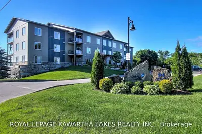 94 Francis Street W 202, Kawartha Lakes, ON K0M 1N0