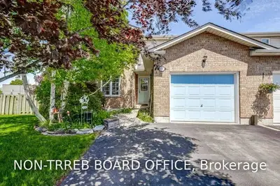 22 Caledon Court, Haldimand, ON N3W 2L5