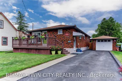 51 Curtis Street, Brantford, ON N3S 5C2
