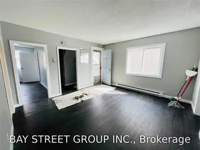 21 Lowrey Street, West Centre Town, ON K1Y 2S5