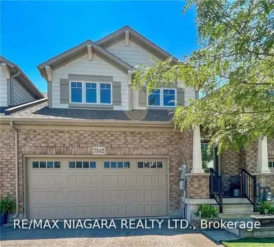 7542 CLUBVIEW Lane 126, Niagara Falls, ON L2G 0A8
